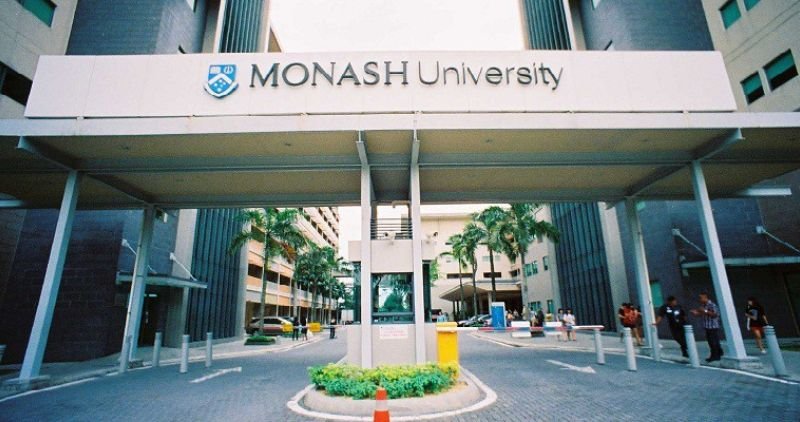 Monash University là một trong những trường đại học danh tiếng hàng đầu nước Úc